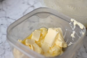 Preparazione Torta stracciatella  - Fase 2