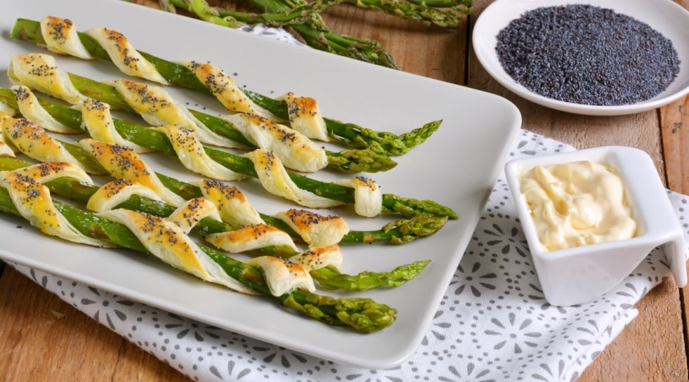 Asparagi in sfoglia ricetta