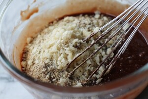 Preparazione Brownies con nocciole e noci di macadamia - Fase 2