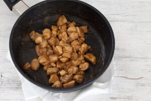 Preparazione Burger di riso e pollo in salsa di soia - Fase 5