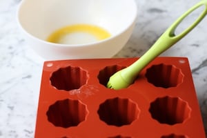 Preparazione Canelés - Fase 4