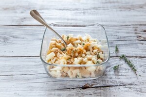 Preparazione Fagottini di pasta fillo con pollo, mele e formaggio - Fase 2