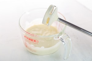 Preparazione Maionese al latte di mandorla - Fase 2