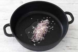 Preparazione Pasta al forno con ragù di salsiccia e burrata - Fase 1