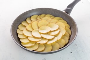 Preparazione Pizza di patate alla Bismarck - Fase 1