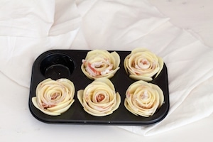 Preparazione Rose di patate e pancetta - Fase 2