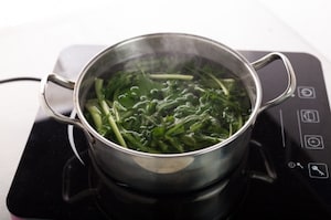 Preparazione Schiacciata alla cicoria - Fase 3