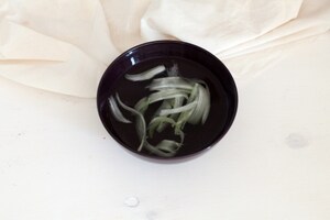 Preparazione Tartare di ricciola, sedano e bottarga - Fase 2