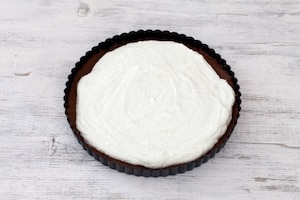 Preparazione Torta senza cottura ai frutti rossi - Fase 3