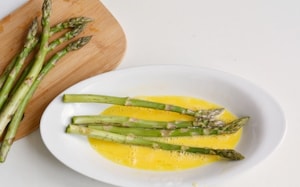 Preparazione Asparagi impanati - Fase 1