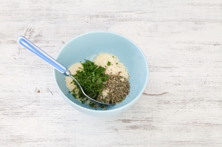 Preparazione Filetti di sogliola farciti - Fase 1 Preparazione Filetti di sogliola farciti - Fase 1