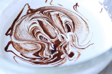 Preparazione Meringhe al cioccolato  - Fase 3 Preparazione Meringhe al cioccolato  - Fase 3