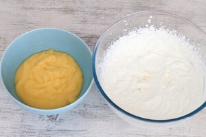 Preparazione Millefoglie di lingue di gatto e crema diplomatica - Fase 2