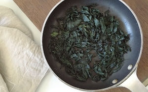 Preparazione Torta salata all'ortica - Fase 1