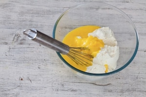 Preparazione Tortino di ricotta - Fase 2