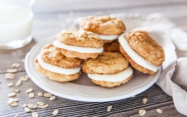 Biscotti all'avena ripieni