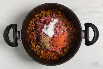 Preparazione Chili con carne - Fase 2 Preparazione Chili con carne - Fase 2