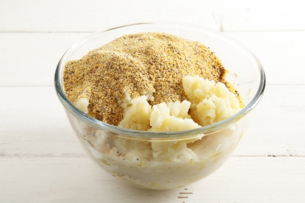 Preparazione Focaccia al mais Corvino - Fase 2 Preparazione Focaccia al mais Corvino - Fase 2