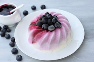 Preparazione Frozen yogurt con mirtilli e pesche - Fase 6