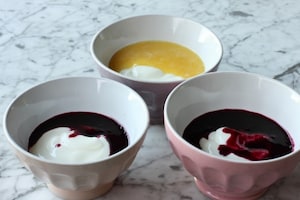 Preparazione Frozen yogurt con mirtilli e pesche - Fase 4