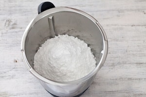 Preparazione Pasta di zucchero con il Bimby - Fase 2