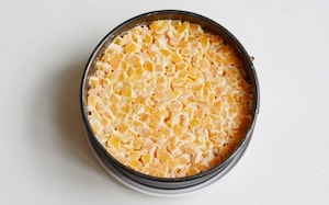 Preparazione Salad cake al salmone - Fase 4