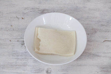 Preparazione Salsa rouille - Fase 1 Preparazione Salsa rouille - Fase 1