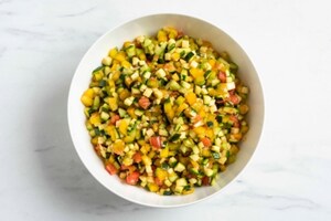 Preparazione Tartare di verdure con yogurt alle erbe - Fase 1