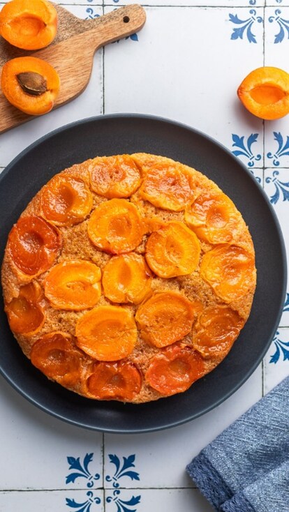 Torta rovesciata di albicocche