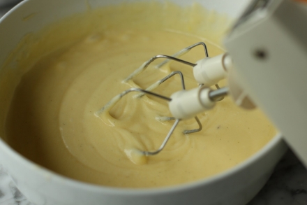 Preparazione Torta variegata ai frutti di bosco - Fase 5 Preparazione Torta variegata ai frutti di bosco - Fase 5