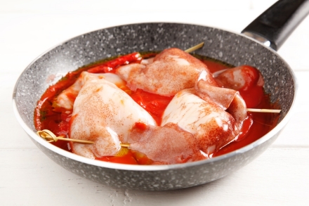 Preparazione Totani ripieni al sugo - Fase 4 Preparazione Totani ripieni al sugo - Fase 4