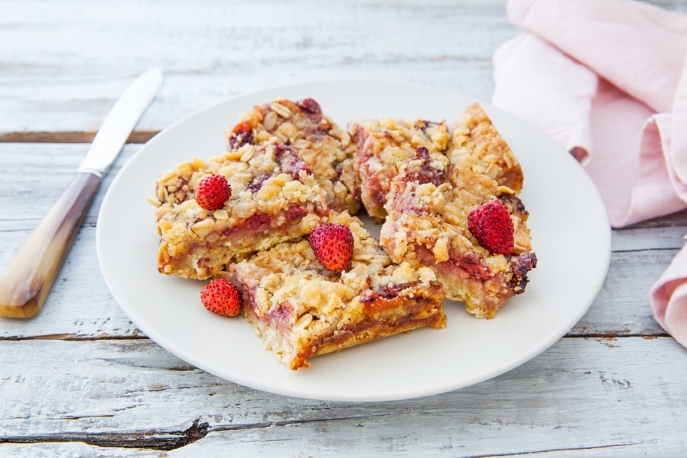 Barrette di avena alle fragoline  ricetta