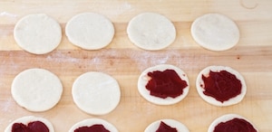 Preparazione Pizzette in padella - Fase 3