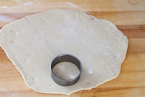 Preparazione Pizzette in padella - Fase 2