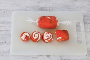 Preparazione Tartine al salmone e formaggio - Fase 4