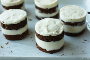 Preparazione Tiramisù brownie - Fase 6