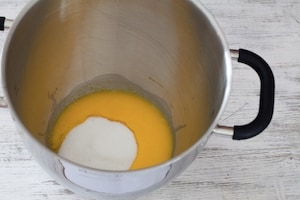 Preparazione Torta fetta al latte - Fase 1