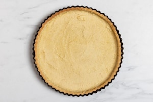 Preparazione Crostata di frutta estiva - Fase 3