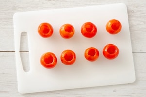 Preparazione Fagottini di sfoglia, pomodoro e mozzarella - Fase 1