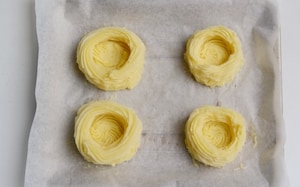 Preparazione Nidi di patate con uova - Fase 2