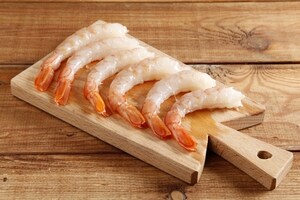 Preparazione Spaghetti di zucchine e patate con gamberi - Fase 2