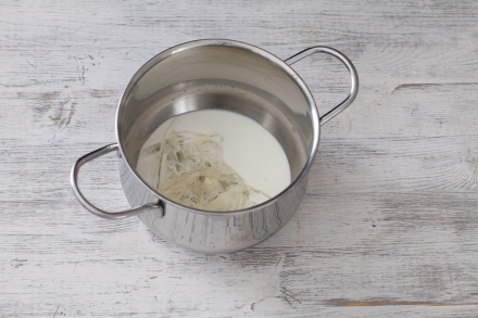 Preparazione Torta diplomatica con biscotti ai cereali - Fase 3 Preparazione Torta diplomatica con biscotti ai cereali - Fase 3