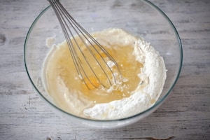 Preparazione Chiffon cake - Fase 1