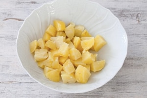 Preparazione Insalata di patate saporita - Fase 1