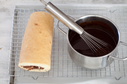 Preparazione Rotolo alla Nutella - Fase 5 Preparazione Rotolo alla Nutella - Fase 5