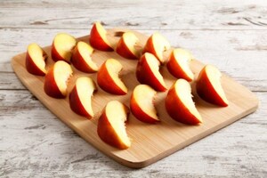 Preparazione Spiedini con pesche nettarine e gamberi - Fase 1