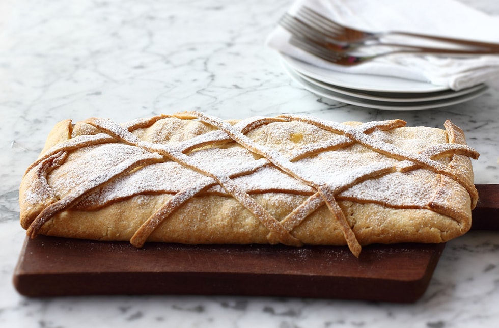 Strudel di albicocche ricetta