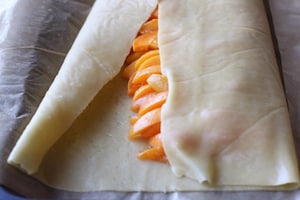 Preparazione Strudel di albicocche - Fase 3