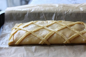 Preparazione Strudel di albicocche - Fase 4