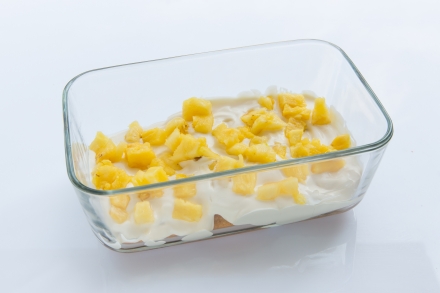 Preparazione Tiramisù all'ananas - Fase 2 Preparazione Tiramisù all'ananas - Fase 2